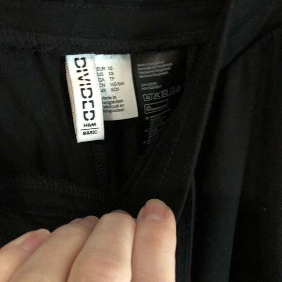 Divided by H&M knit wide Capri pull-on pant - Picture 2 of 3